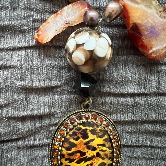 Large chunky statement necklace chicos stone crystal acrylic - Picture 2 of 2